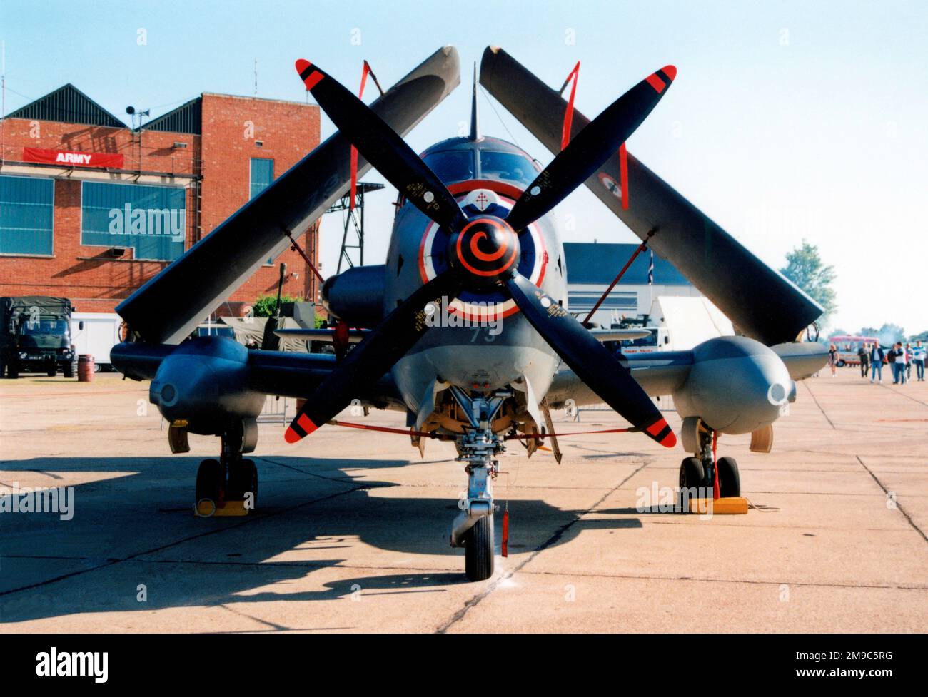 Aeronavale - Breguet Br.1050 Alize 73 (msn 73) di 6 Flotille, con sede a Nimes Garons, presso la RAF Mildenhall Air Fete il 26 maggio 1990. (Aeronavale - Aeronautique Navale - Aviazione Navale Francese) Foto Stock