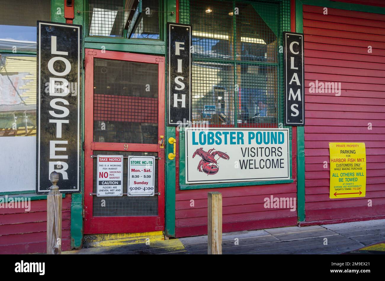 Harbor Fish Market, ingresso al famoso mercato del pesce nel vecchio porto di Portland, Maine Foto Stock