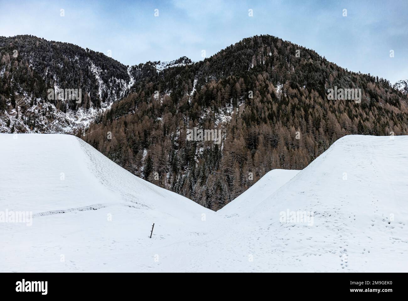 Schnee und Skigebiet im Ötztal, Österreich Foto Stock