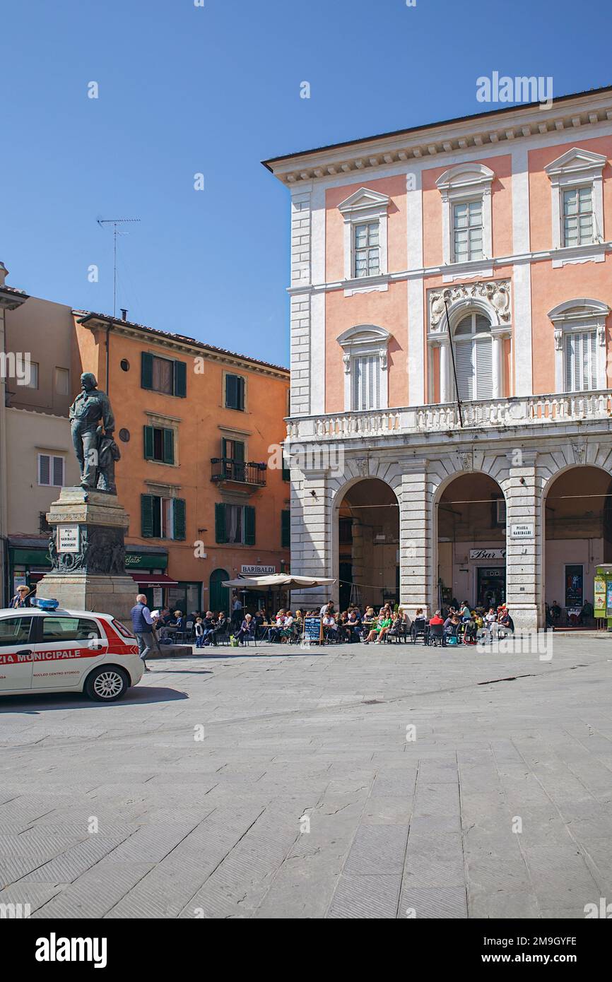 Vista sulla strada intorno a Pisa Foto Stock