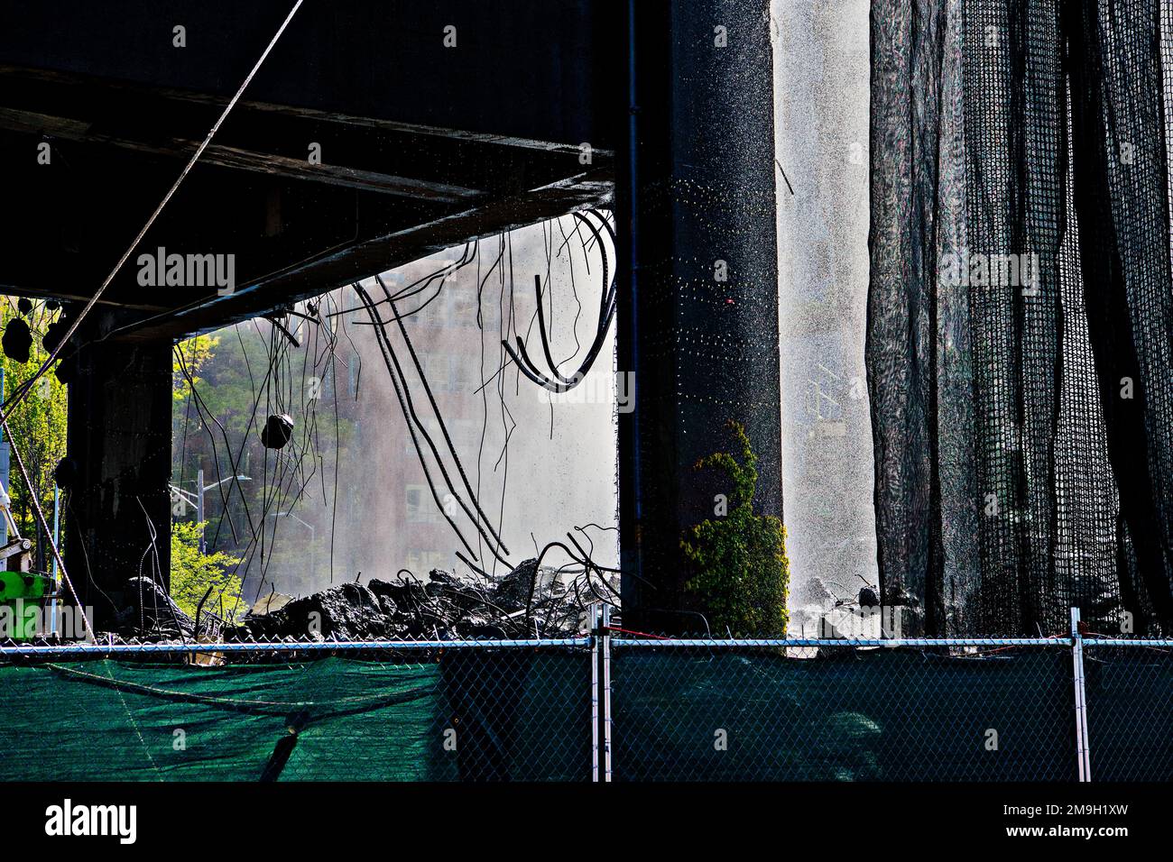 Vista della distruzione del viadotto, Seattle, Washington, USA Foto Stock