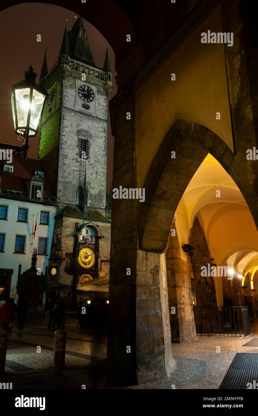 Orologio astronomico medievale nel centro storico, Praga, Repubblica Ceca Foto Stock