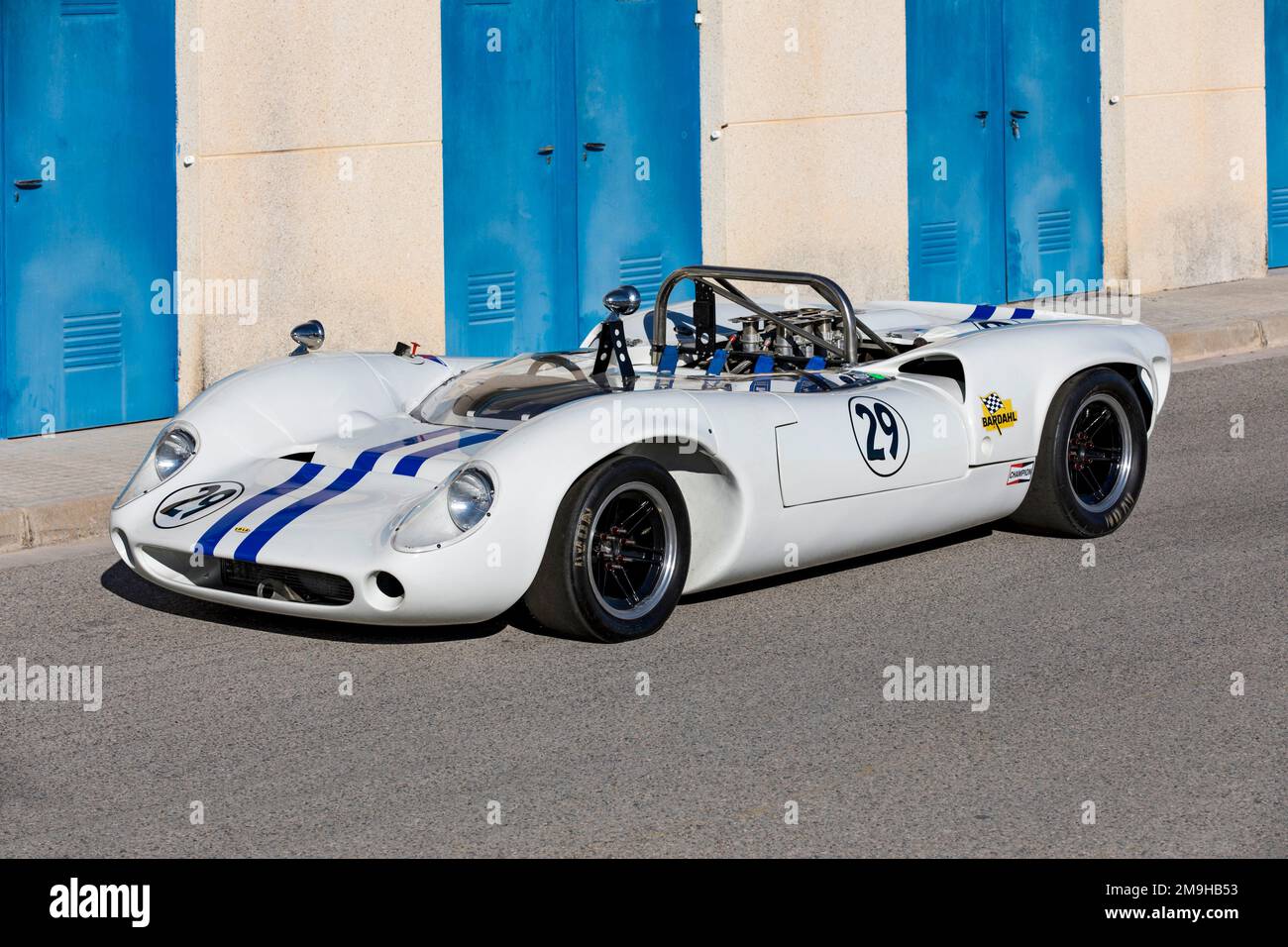 Vista laterale dell'auto sportiva Lola T70 MkII Spyder Foto Stock