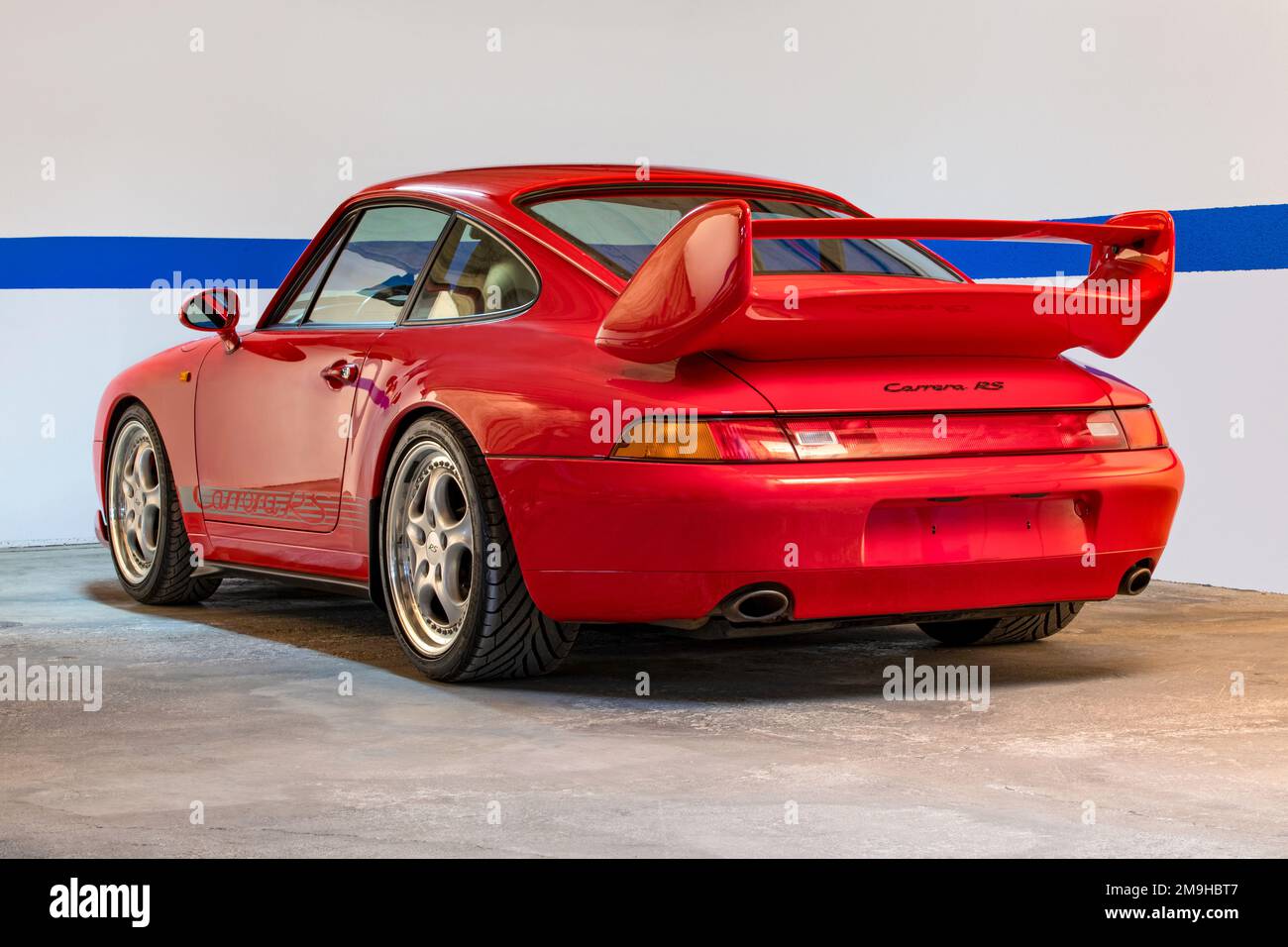 Vista posteriore della Porsche 1992 Carrera 911 RS 3,6-litri Flat-Six auto sportiva rossa Foto Stock