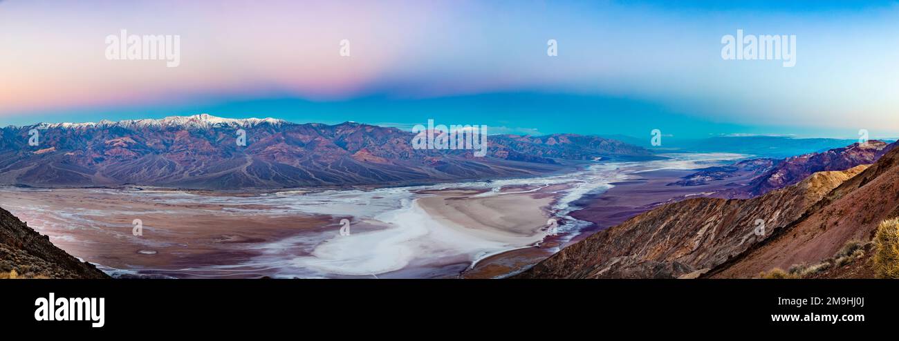 Paesaggio con montagne nel deserto, Dantes View, Death Valley National Park, California, USA Foto Stock