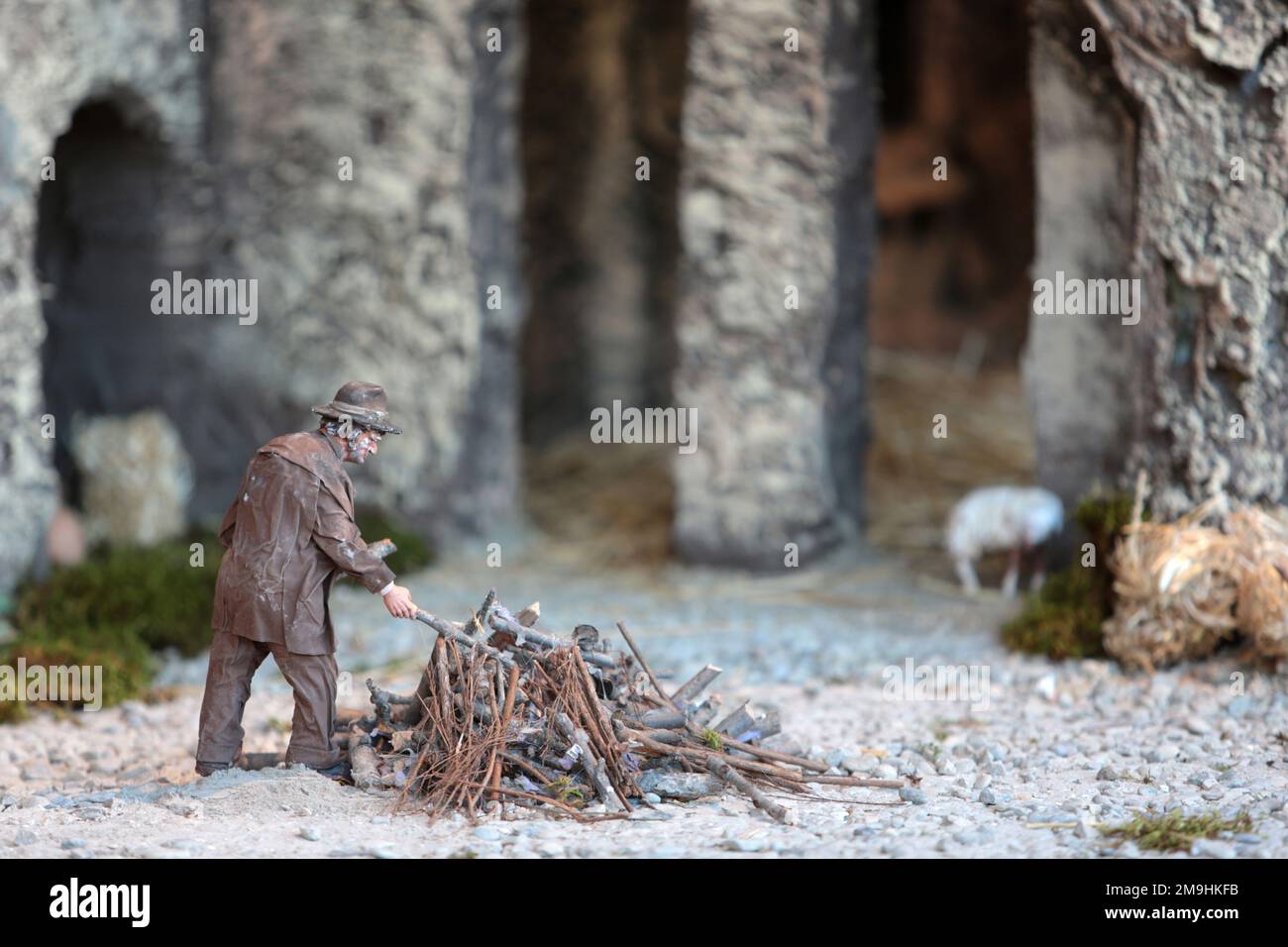 Bûcher. Figura. Crèche du Vatican. Luogo Saint-Pierre. Roma. Italie. Europa. / Legno. Figura. Creche Vaticano. St Piazza Pietro. Roma. Italia. Foto Stock
