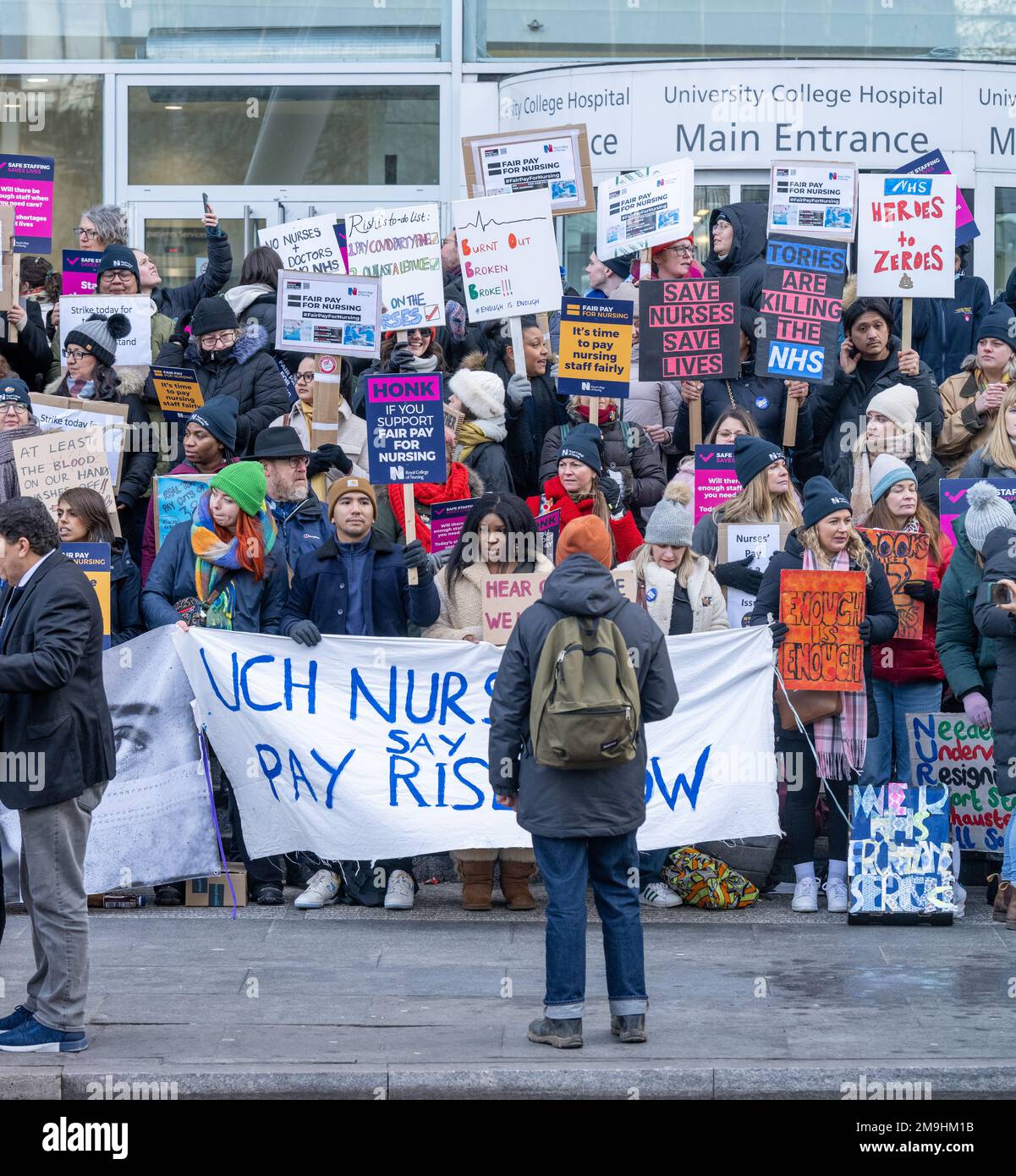 Londra, Regno Unito. 18th Jan, 2023. NHS Nurses strike picket line all'ospedale UCL London UK Credit: Ian Davidson/Alamy Live News Foto Stock