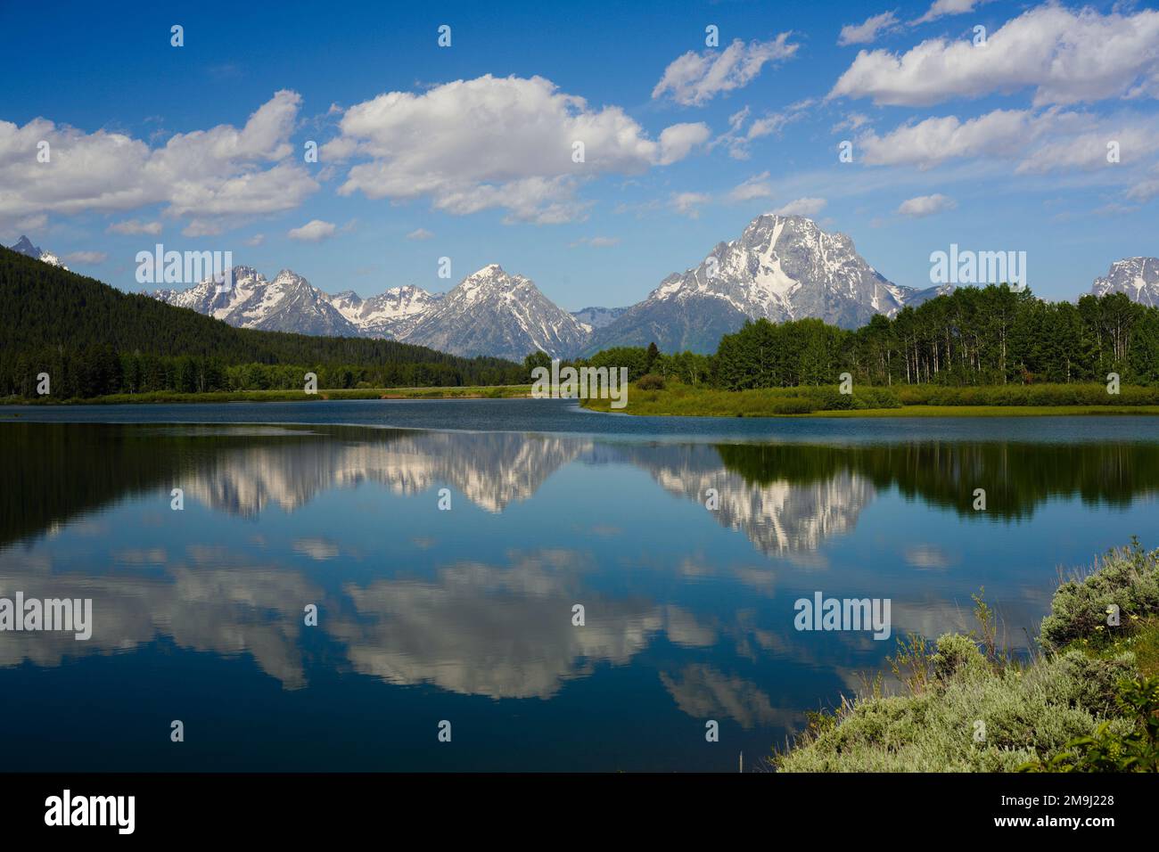 Montagne e lago nel Grand Teton National Park, Wyoming, USA Foto Stock