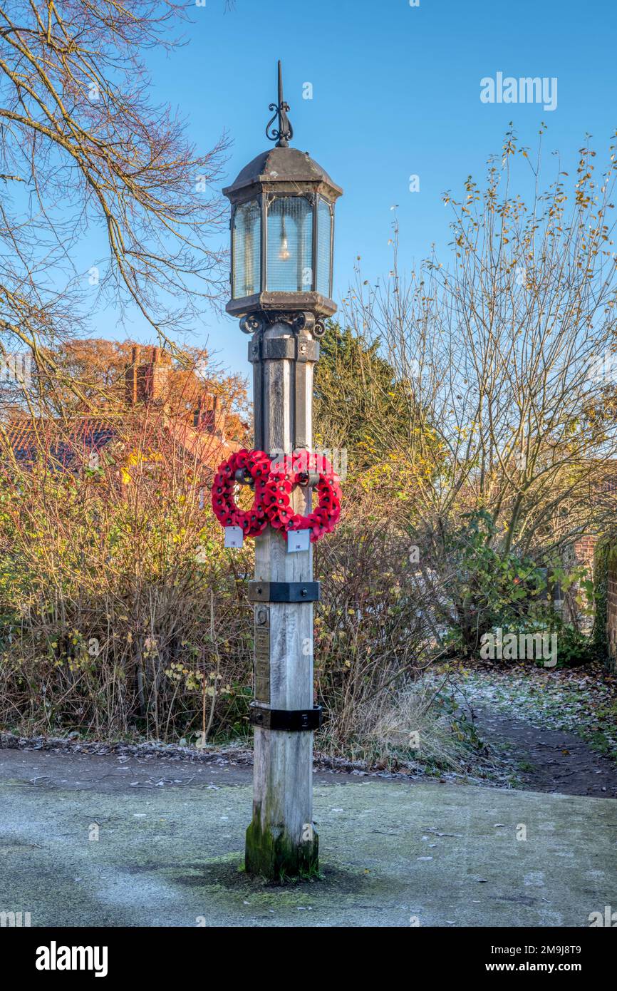 Memoriale a Castle Rising, Norfolk, alle vittime della prima guerra mondiale. Foto Stock