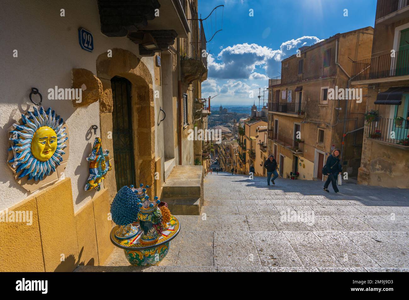 Scalinata di Santa Maria del Monte, vista dall'alto a Caltagirone (Sicilia) Foto Stock