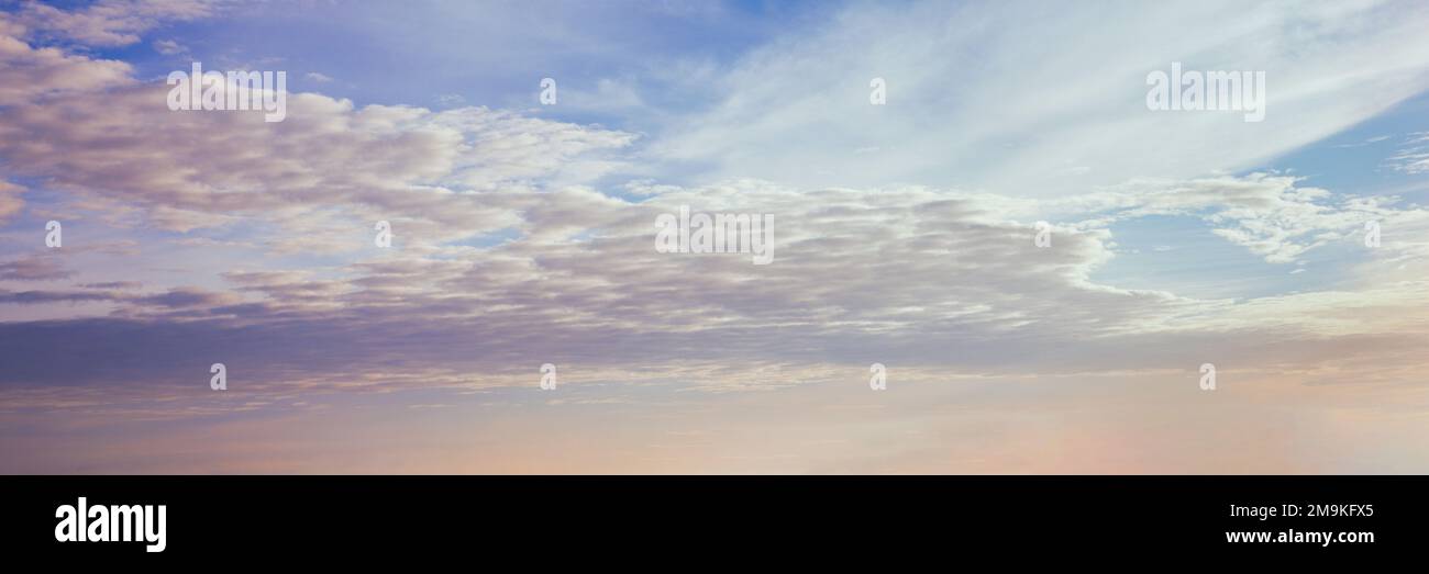 Cumulus nuvole al tramonto, la Jolla, California, Stati Uniti Foto Stock