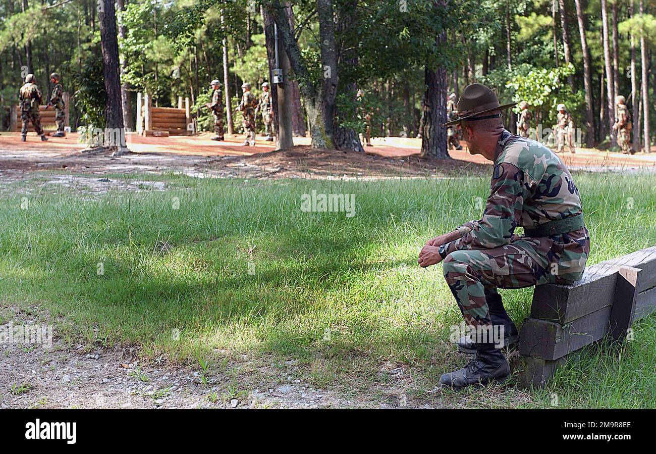030711-F-4692S-056. Base: Fort Jackson Stato: South Carolina (SC) Nazione: Stati Uniti d'America (USA) Foto Stock