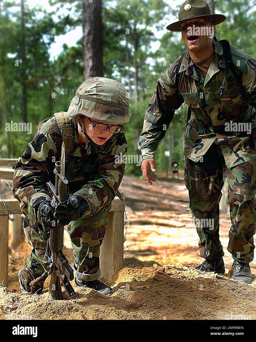 030711-F-4692S-041. Base: Fort Jackson Stato: South Carolina (SC) Nazione: Stati Uniti d'America (USA) Foto Stock