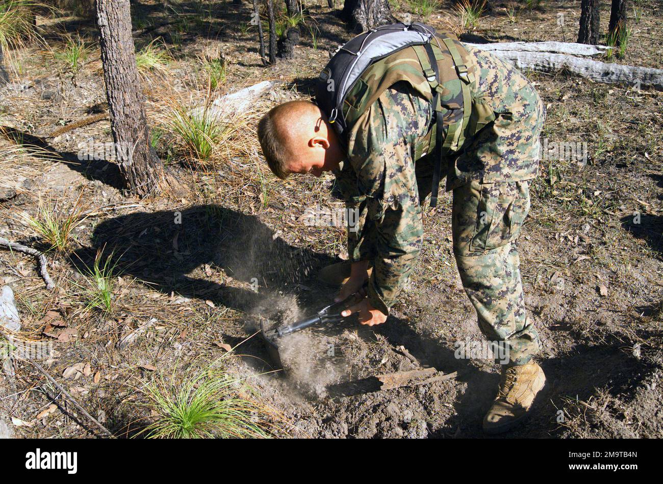 030912-M-9023R-004. Soggetto operazione/Serie: COCCODRILLO 2003 base: Camp Samuel Hill Stato: Queensland Paese: Australia (AUS) scena comando maggiore mostrato: GOLF 2nd BN 3rd MAR Foto Stock