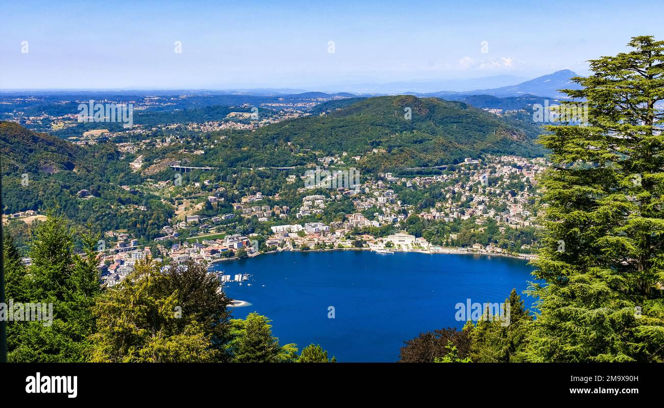 Vista sulla funicolare del Brunate di Como sul Lago di Como, Italia settentrionale Foto Stock