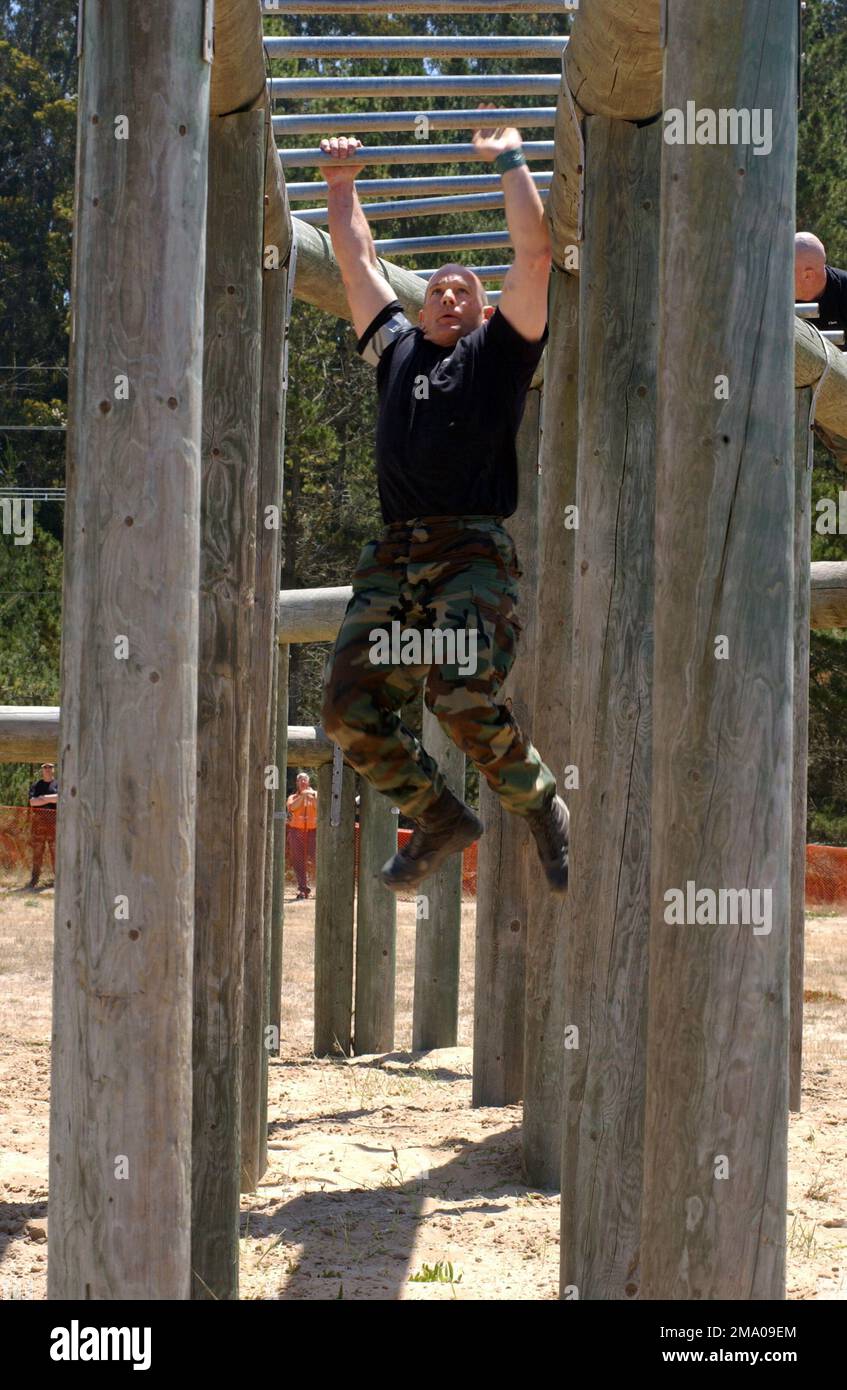 040505-F-3252P-017. Base: Vandenberg Air Force base Stato: California (CA) Paese: Stati Uniti d'America (USA) scena comando maggiore mostrato: AFSPC Foto Stock