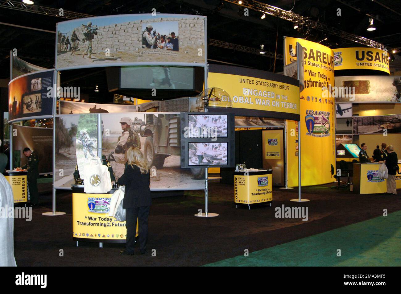 051003-A-9157N-010. Base: Washington Stato: District of Columbia (DC) Nazione: Stati Uniti d'America (USA) Foto Stock