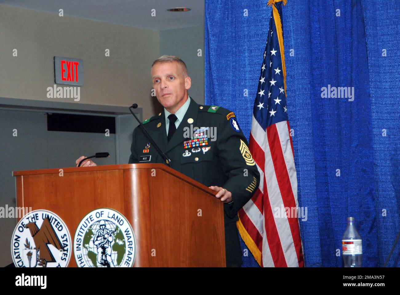 051005-A-9157N-014. Base: Washington Stato: District of Columbia (DC) Nazione: Stati Uniti d'America (USA) Foto Stock