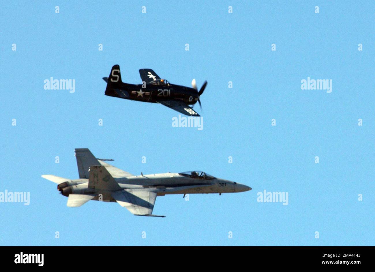 041030-F-6665C-001. Base: Vandenberg Air Force base Stato: California (CA) Paese: Stati Uniti d'America (USA) Foto Stock