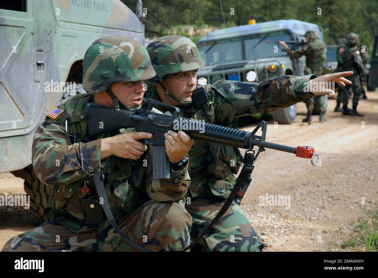 050615-A-0197H-002. Oggetto operazione/Serie: JOINT THUNDER Stato: South Dakota (SD) Paese: Stati Uniti d'America (USA) scena comando maggiore mostrato: DET 1 169th MP Co Foto Stock