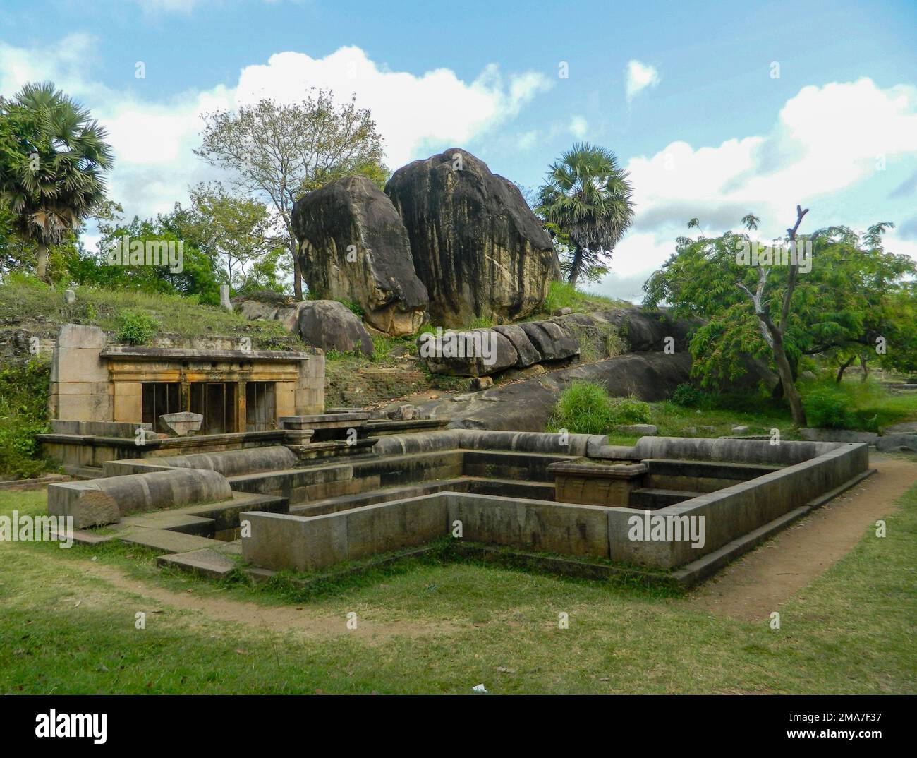 Il regno di Anuradhapura, il primo regno stabilito nell'antico Sri Lanka, si trova nella provincia centro-settentrionale dello Sri Lanka. Re Pandukabhaya nel 437 a.C., governò il paese con sede ad Anuradhapura. Sri Lanka. Foto Stock