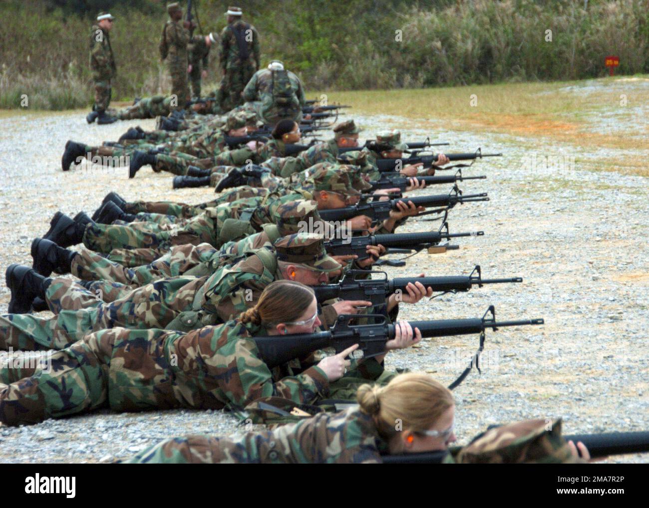 060124-N-3560G-007. Base: Marine Corps base, Camp Hansen Stato: Okinawa Paese: Giappone (JPN) Foto Stock