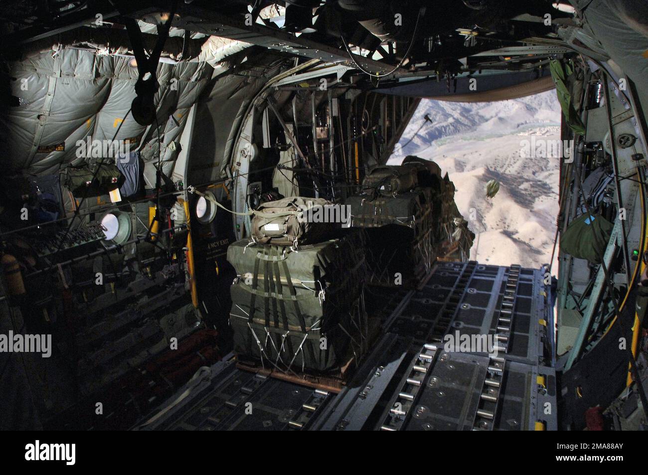 060309-F-2907C-051. Oggetto operazione/Serie: LIBERTÀ DUREVOLE Paese: Afghanistan (AFG) Foto Stock