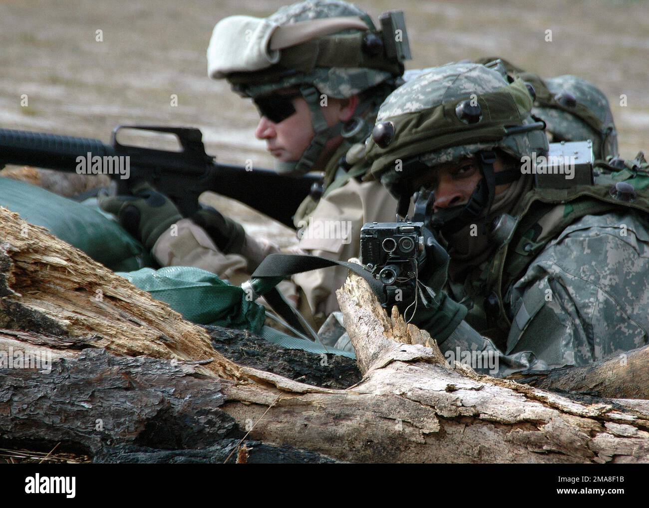 060323-N-0057D-038. Base: Fort Jackson Stato: South Carolina (SC) Nazione: Stati Uniti d'America (USA) Foto Stock
