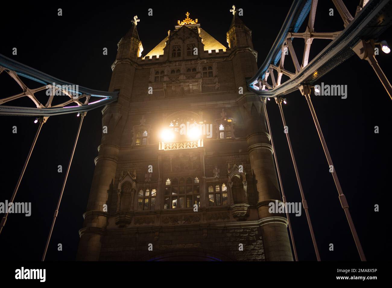 Il Tower Bridge di Londra, Regno Unito Foto Stock