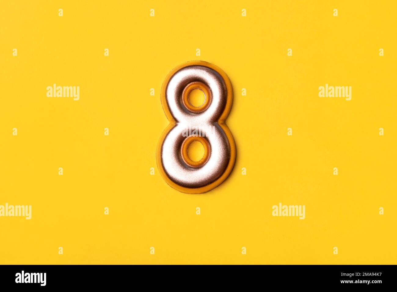 Metallo numero nove. Foto Stock