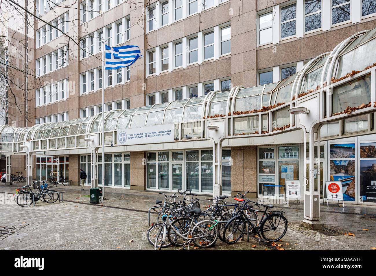 Consolato generale della Repubblica ellenica, Grecia, a Bertha-von-Suttner-Platz Foto Stock