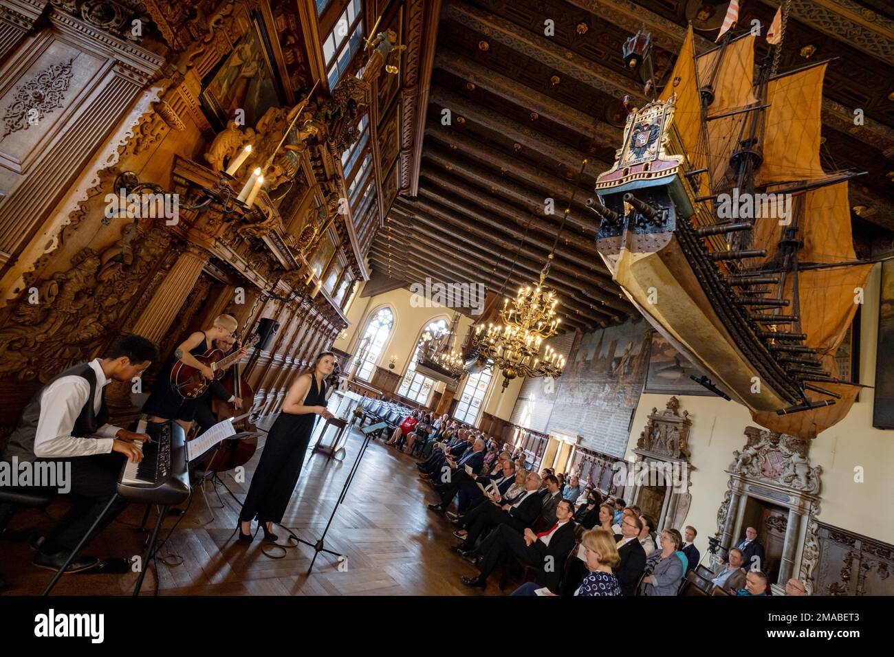 04.07.2022, Germania, Brema, Brema - evento nella Sala superiore del Municipio di Brema (Patrimonio dell'Umanità dell'UNESCO), in occasione del 15th Foto Stock
