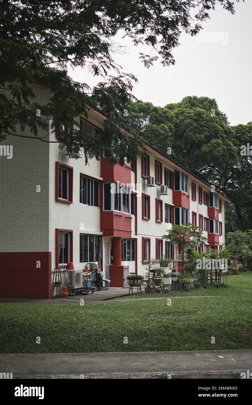 Un appartamento a 3 piani in affitto costruito nel 1961-1964, è uno dei pochi appartamenti rimanenti costruito dal SIT ora defunto, il predecessore di HDB. Foto Stock