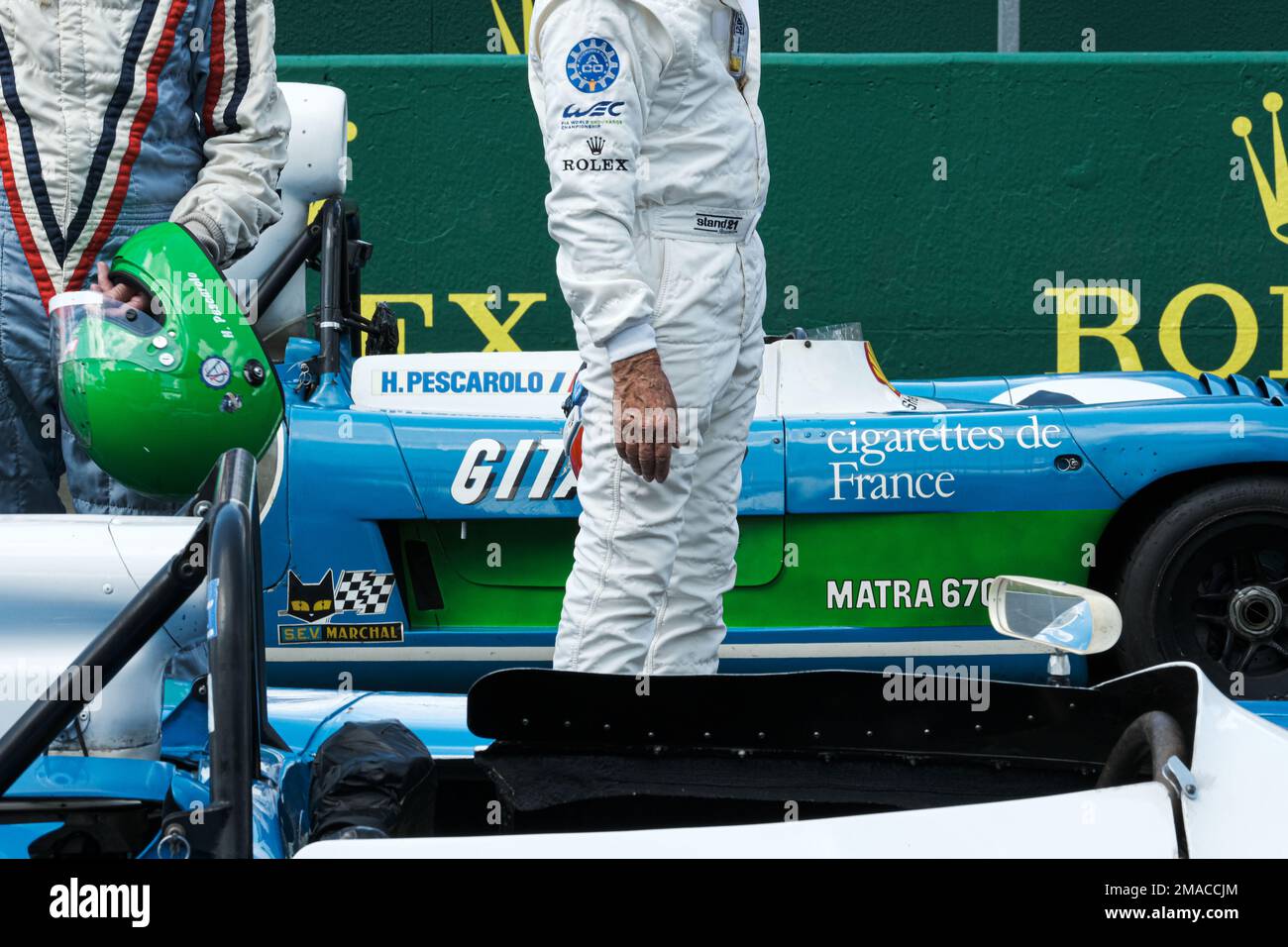 Questo sabato, 11 giugno 2022, Henri Pescarolo e Gérard Larrousse hanno preso il volante delle due vittoriose Matra 24 ore di le Mans nei primi anni 1970s. Foto Stock