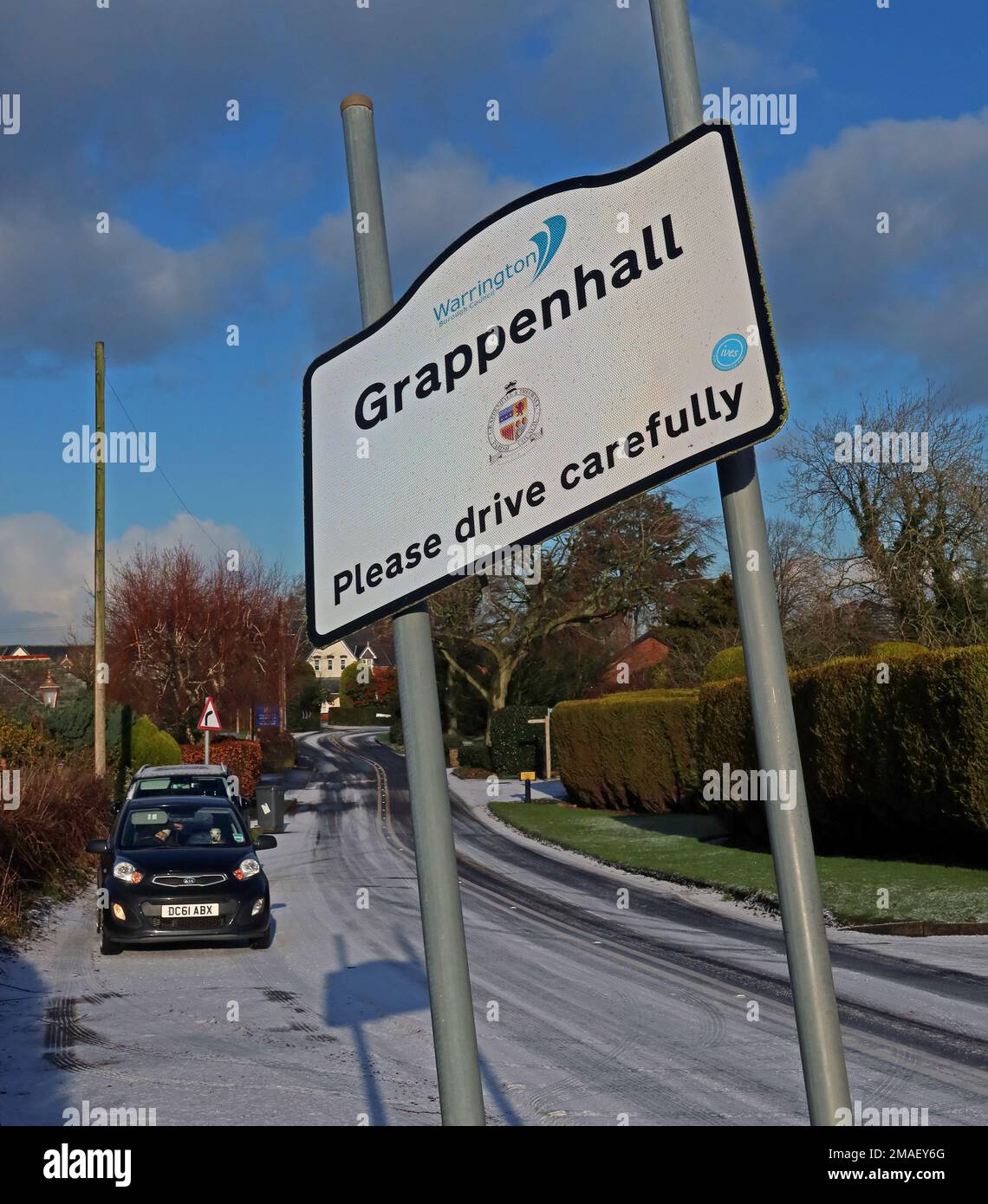 Accogliamo con attenzione i conducenti, si prega di guidare con attenzione, a Grappenhall, Warrington, Cheshire, INGHILTERRA, REGNO UNITO, WA4 3ER Foto Stock