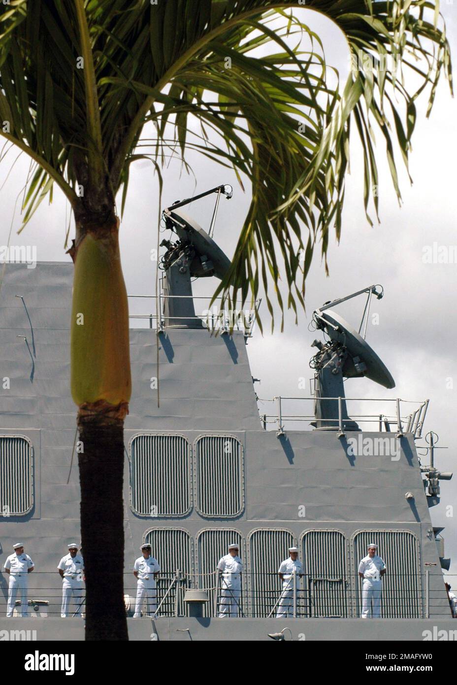 060809-N-4965F-003. Base: Naval Station, Pearl Harbor Stato: Hawaii (HI) Paese: Stati Uniti d'America (USA) Foto Stock