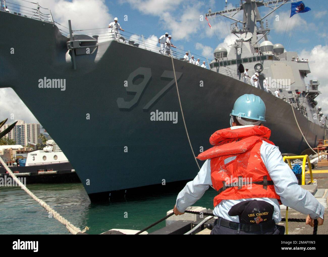 060809-N-4965F-004. Base: Pearl Harbor Stato: Hawaii (HI) Paese: Stati Uniti d'America (USA) Foto Stock