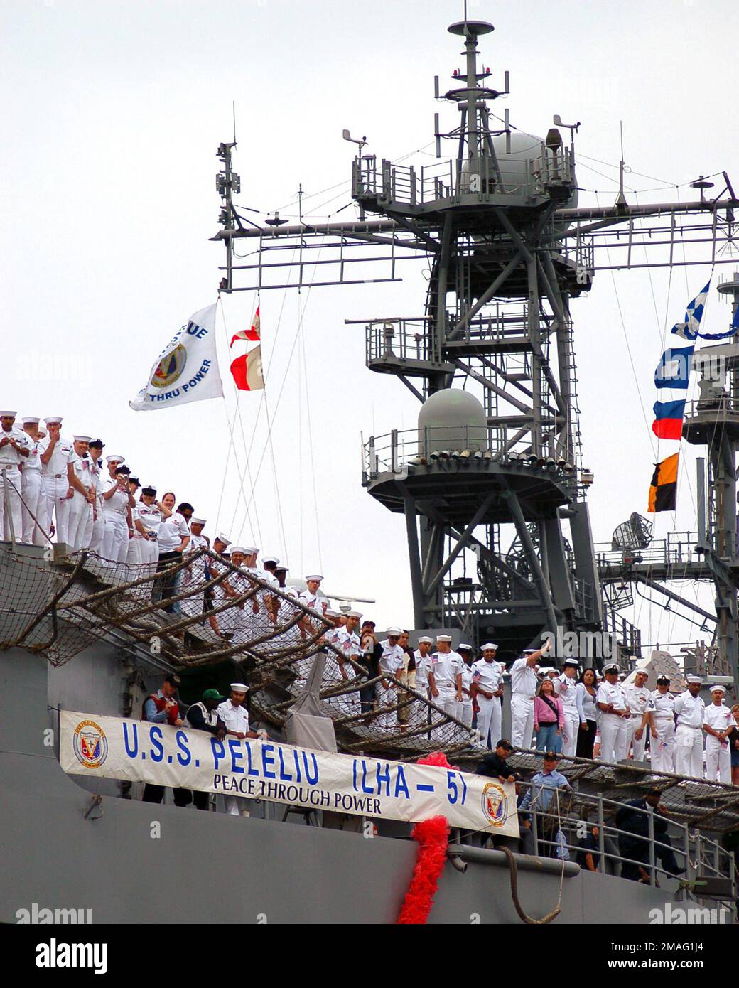 060816-N-7498L-015. Base: Naval Air Station, San Diego Stato: California (CA) Paese: Stati Uniti d'America (USA) Foto Stock