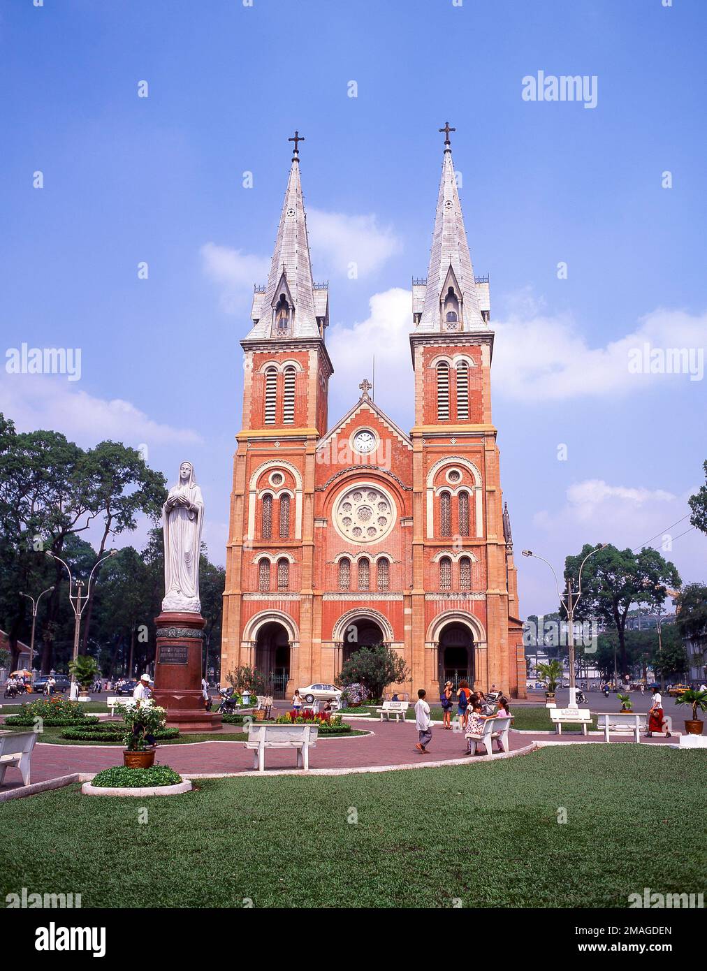 Cattedrale di Notre-Dame Basilica di Saigon, Công xã Parigi, ho Chi Minh City (Saigon), Repubblica socialista del Vietnam Foto Stock