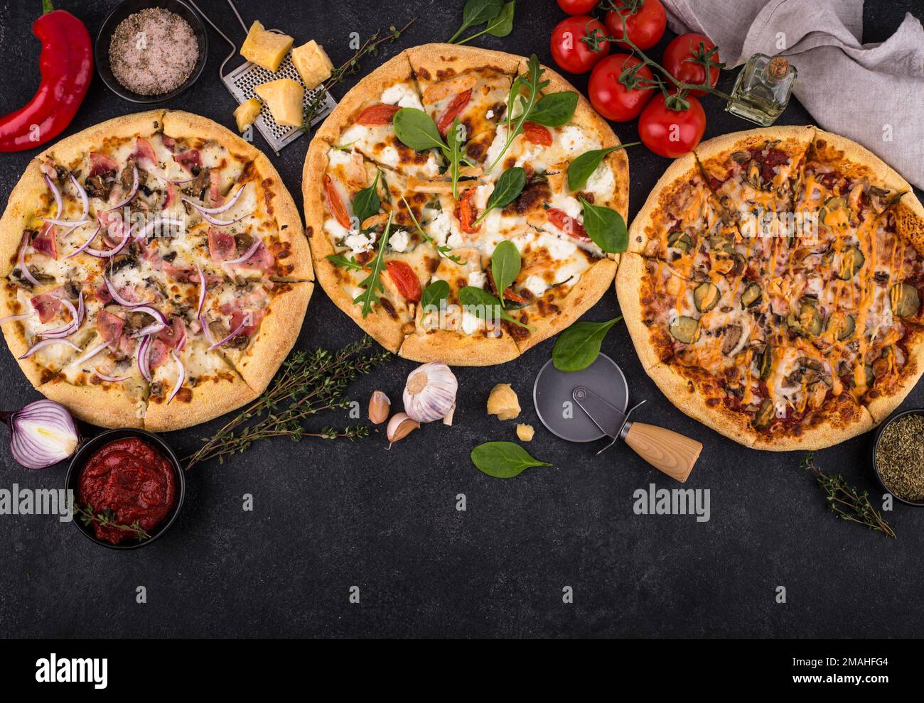 Assortimento di vari tipi di pizza italiana Foto Stock