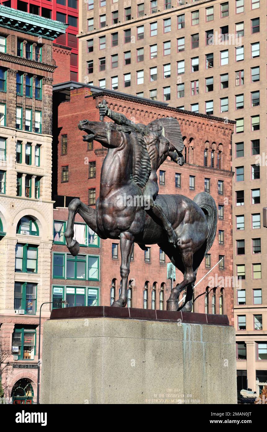 Chicago, Illinois, Stati Uniti. Il Bowman, una delle due sculture in bronzo nel Grant Park di Chicago presso Congress Parkway e Michigan Avenue. Foto Stock