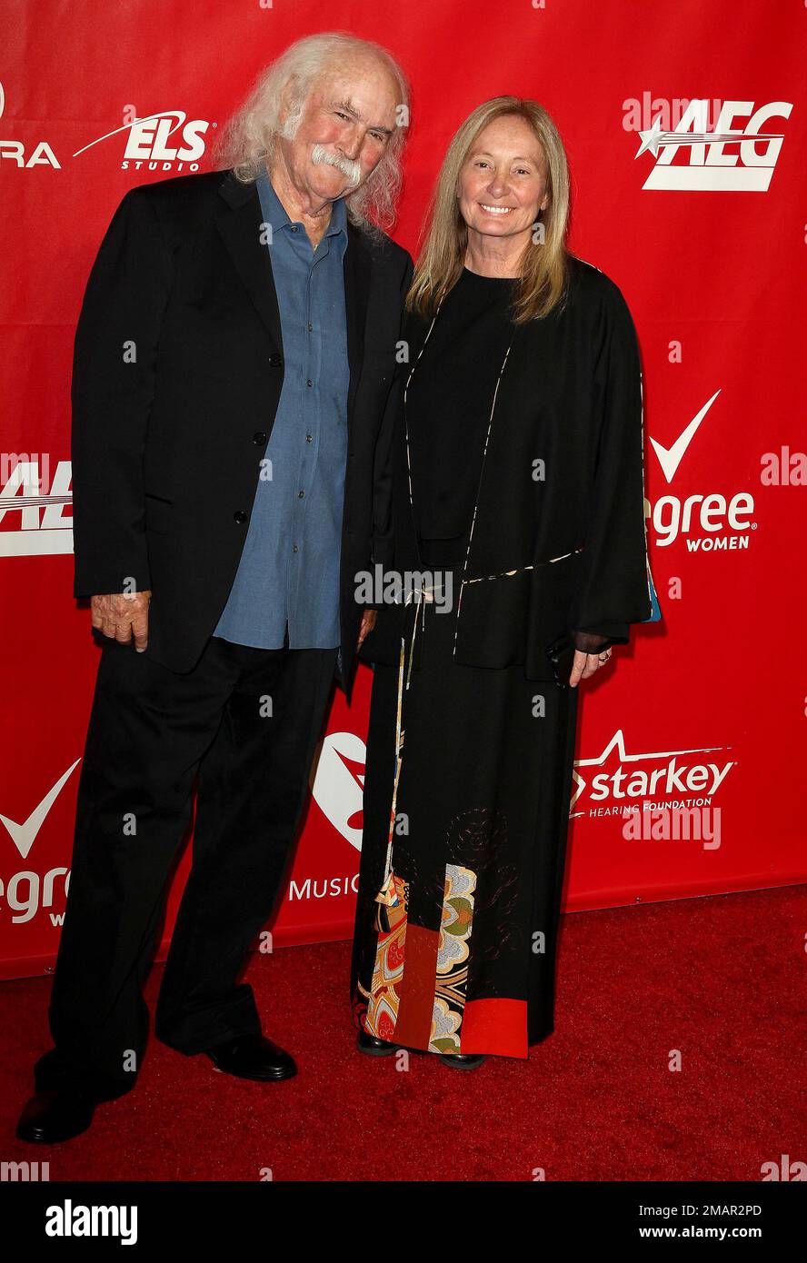 19 gennaio 2023 - David Crosby, cantante, cantautore e chitarrista e membro dei Byrds and Crosby, Stills & Nash, è morto all'età di 81 anni dopo una lunga malattia. File Foto: 24 Gennaio 2014 - Los Angeles, California - David Crosby, Jan Dance. 2014 MusiCares persona dell'anno in onore di Carole King tenuto presso il Los Angeles Convention Center. (Credit Image: © Kevan Brooks/AdMedia via ZUMA Press Wire) SOLO PER USO EDITORIALE! Non per USO commerciale! Foto Stock