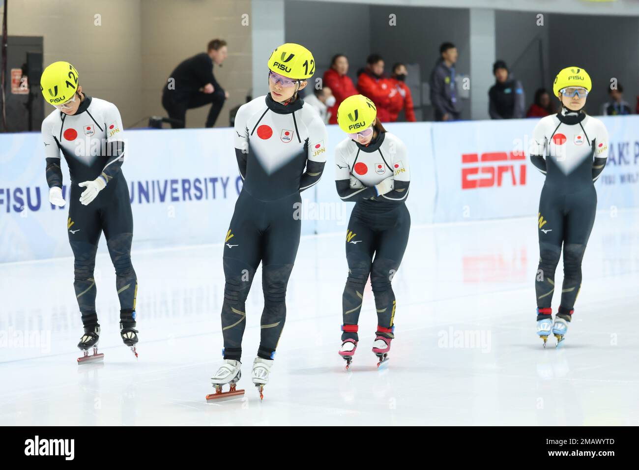 Lake Placid, New York, Stati Uniti. 19th Jan, 2023. (Da L a R) Shura Matsuzu, Shogo Miyata, Hana Takahashi, Haruna Nagamori (JPN) Short Track : Mixed 2000m Team Relay Quarter-final al Olympic Center durante il Lake Placid 2023 FISU World University Games Inverno a Lake Placid, NY, USA . Credit: YUTAKA/AFLO SPORT/Alamy Live News Foto Stock