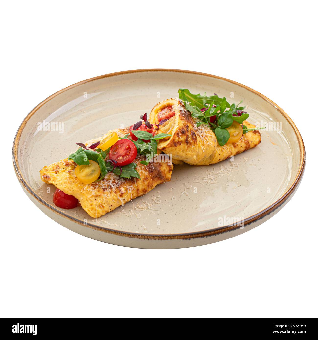 Omelette con pomodori, basilico e parmigiano Foto Stock