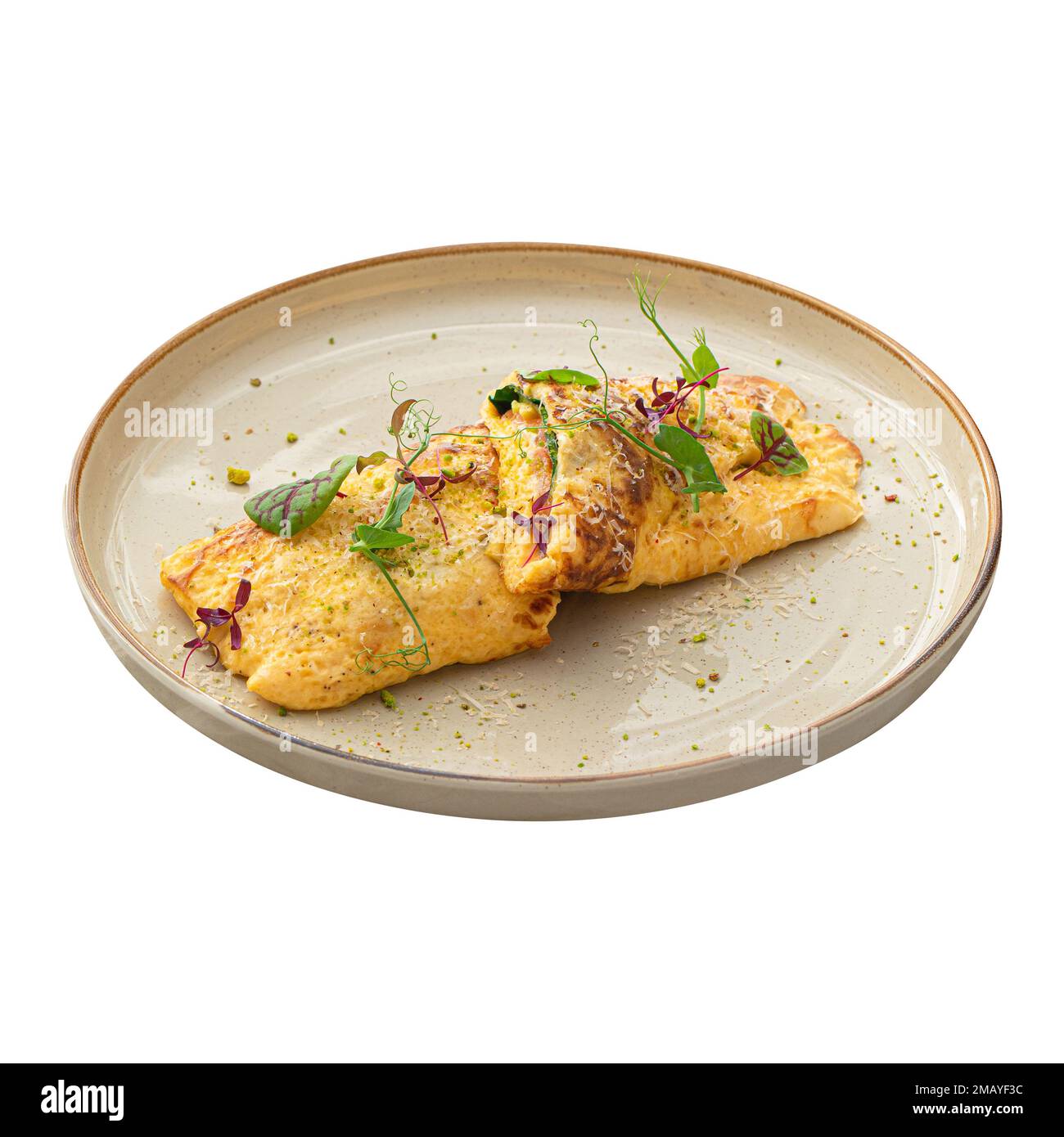 Porzione di omelette con avocado e salmone Foto Stock