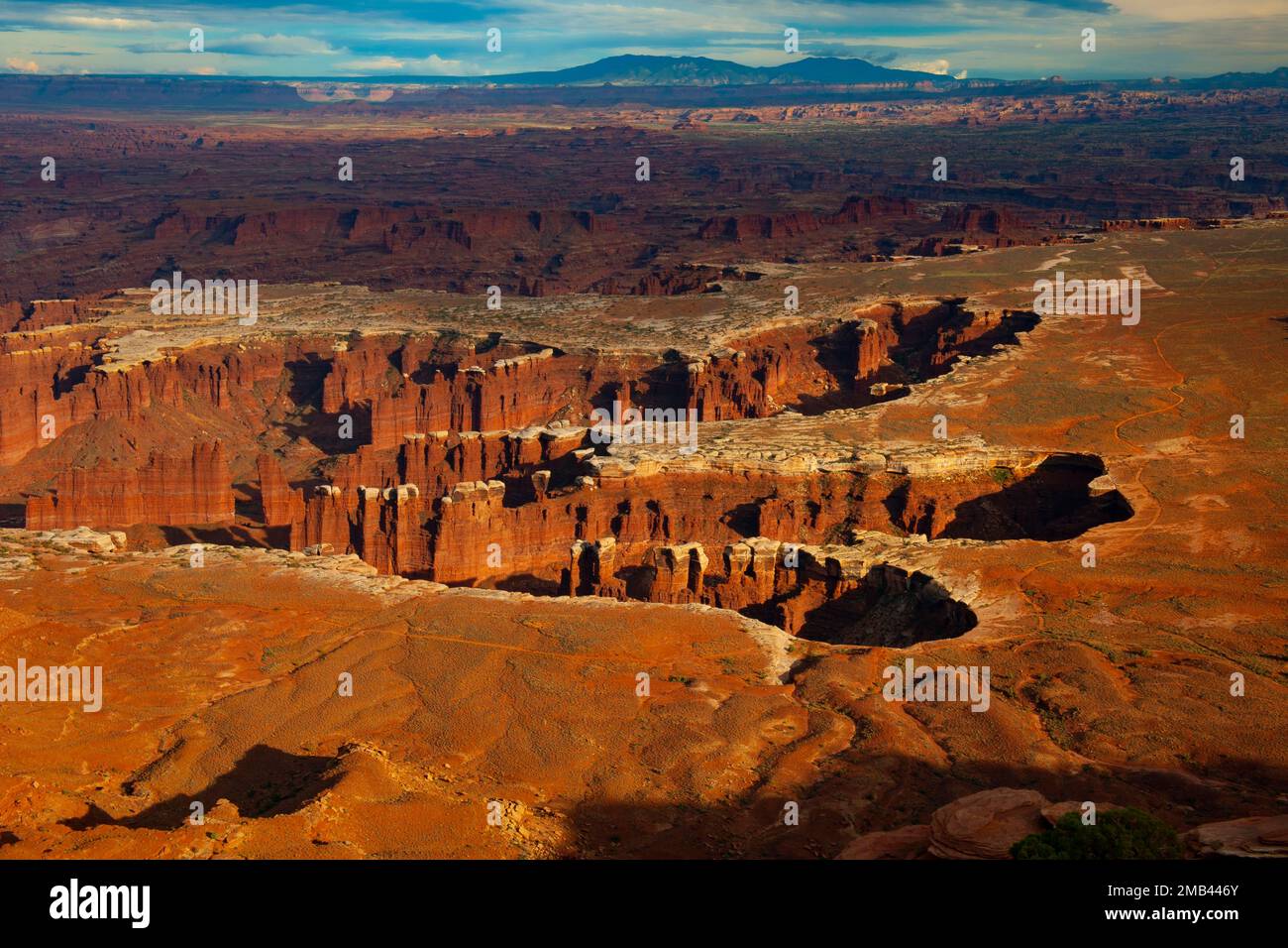 Tramonto a Grand View Point Overlook, Canyonlands National Park, Utah, Stati Uniti, Nord America Foto Stock