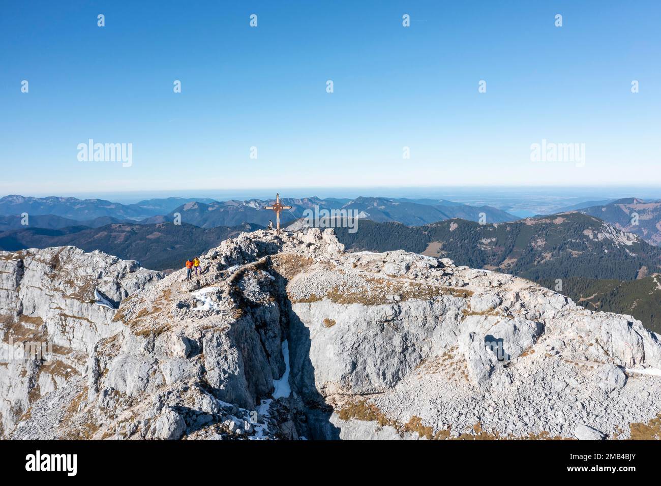 Veduta aerea, Guffertspitze con croce sommitale, cima del Guffert, Alpi Brandenberg, Alpi calcaree settentrionali, Alpi orientali, Tirolo, Austria Foto Stock