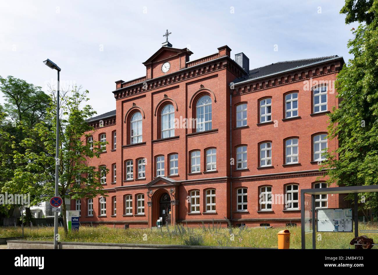 Centro di formazione per adulti, ex edificio scolastico e seminario per insegnanti, Guetersloh, Westfalia orientale, Renania settentrionale-Vestfalia, Germania Foto Stock