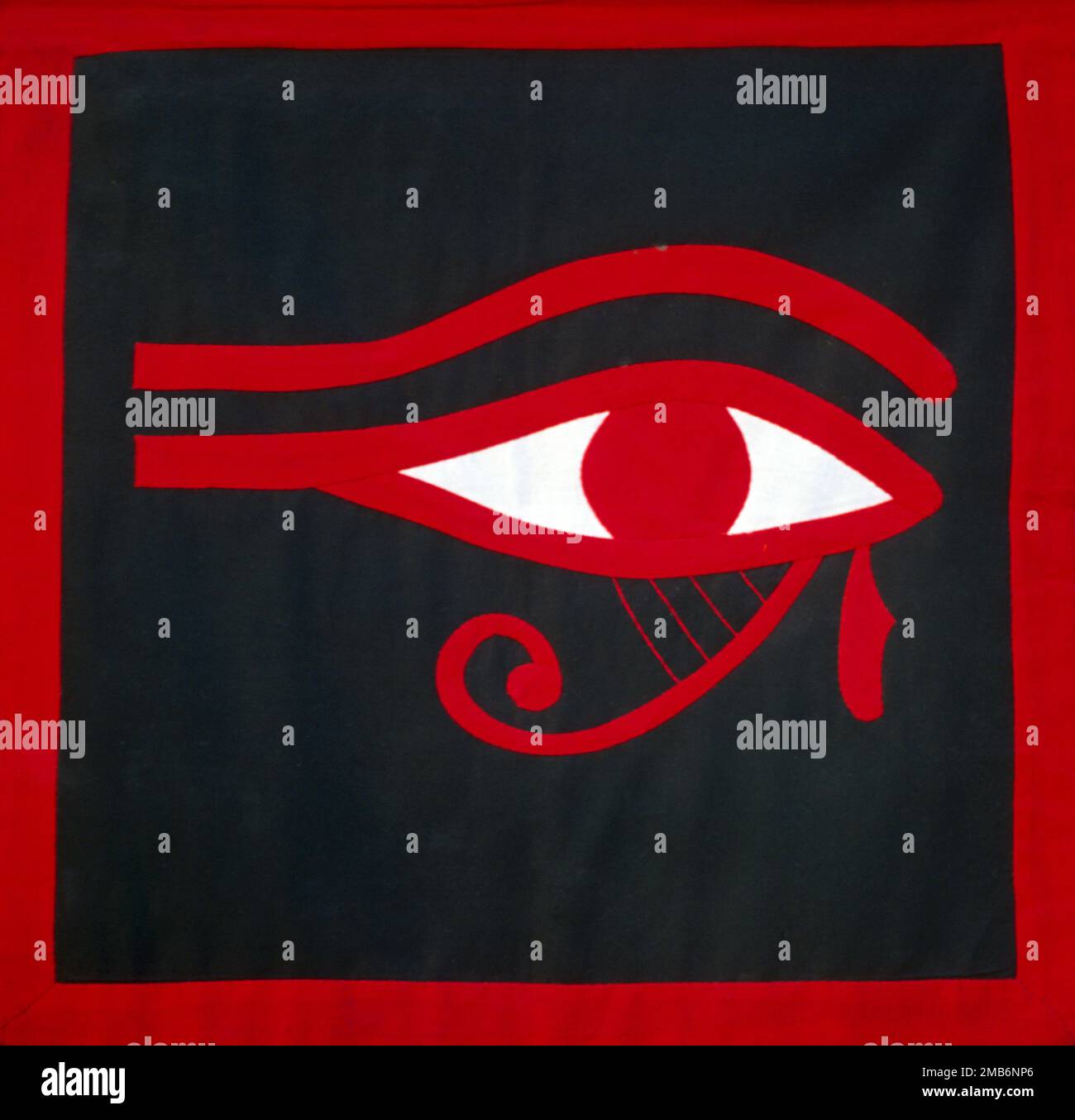 Luxor Egitto Udjat (occhio di Horus) Patchwork Bazaar Magic Eye per la protezione e la buona salute nell'antica religione egiziana Foto Stock