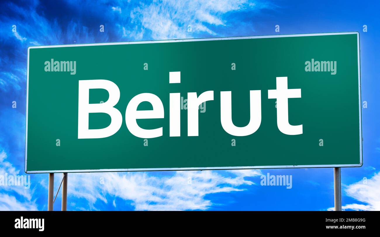 Cartello stradale che informa dell'ingresso alla città di Beirut. Foto Stock